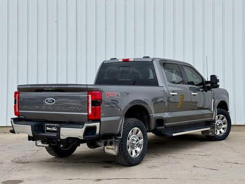 2023 Ford F-350 Lariat