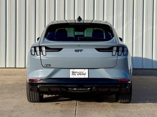 2025 Ford Mustang Mach-E GT