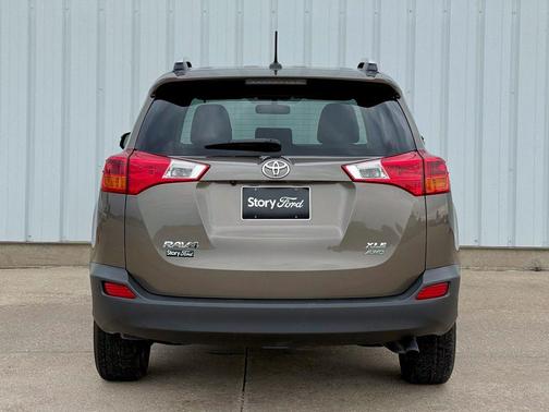 Pyrite Mica 2015 Toyota RAV4 XLE