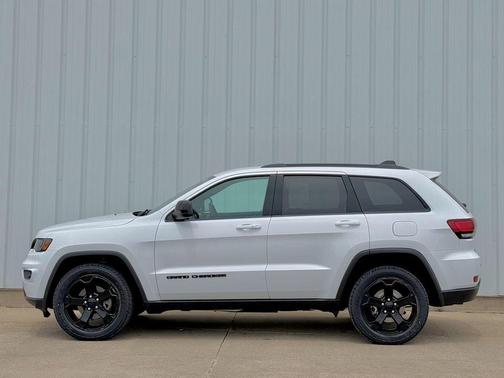 Bright White Clearcoat 2020 Jeep Grand Cherokee Upland