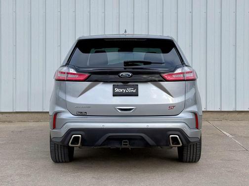 2020 Ford Edge ST