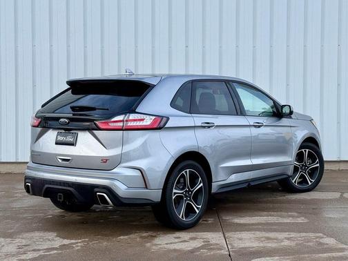 2020 Ford Edge ST