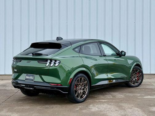 2025 Ford Mustang Mach-E GT