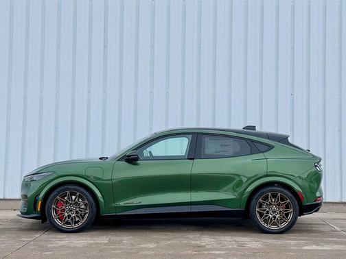 2025 Ford Mustang Mach-E GT