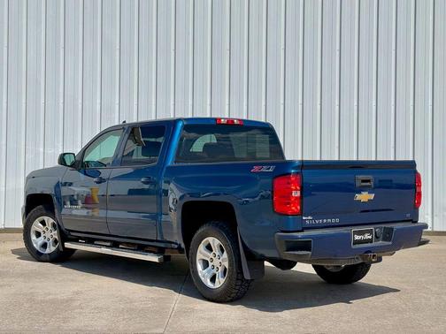 2017 Chevrolet Silverado 1500 2LT