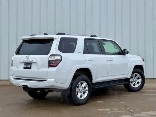 2024 Toyota 4Runner SR5