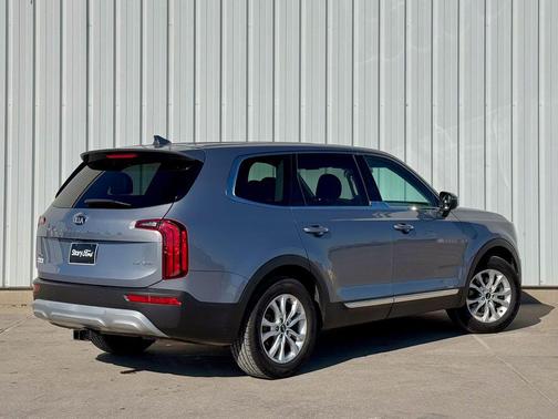 2021 Kia Telluride LX