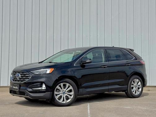 Agate Black Metallic 2019 Ford Edge Titanium