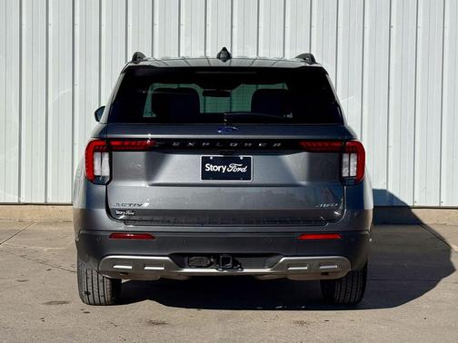 2026 Ford Explorer Active (200A)
