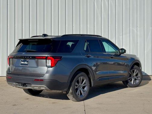 2026 Ford Explorer Active (200A)
