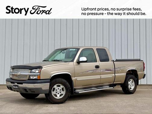 2004 Chevrolet Silverado 1500 LS Extended Cab