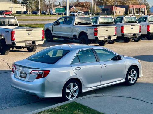 2012 Toyota Camry SE