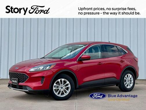 Rapid Red Metallic Tinted Clearcoat 2021 Ford Escape SE