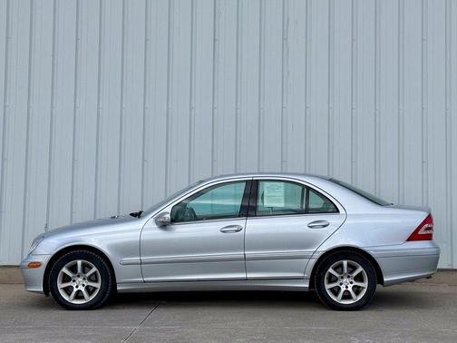 2007 Mercedes-Benz C-Class Luxury 4MATIC