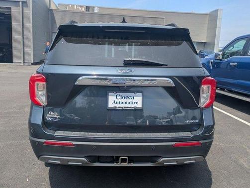 2022 Ford Explorer XLT