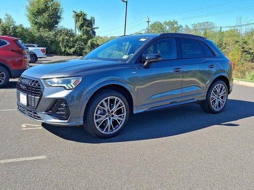 2025 Audi Q3 45 S line Premium