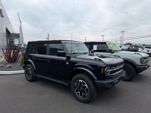 2022 Ford Bronco Outer Banks