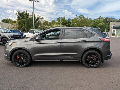 2019 Ford Edge ST