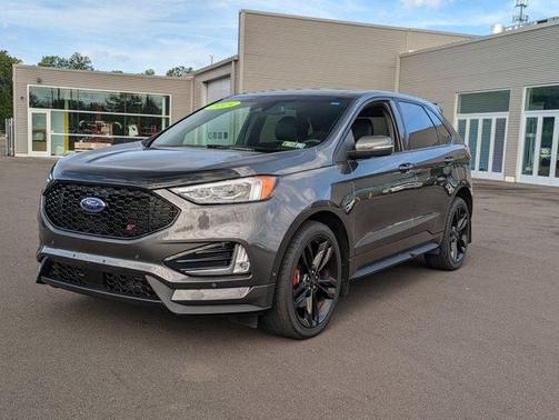 2019 Ford Edge ST