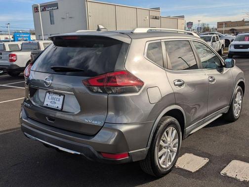 2018 Nissan Rogue SV