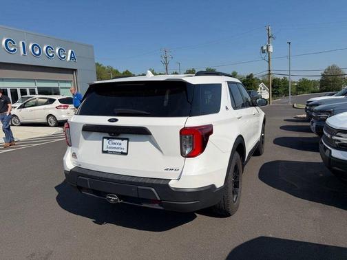 White Metallic 2022 Ford Explorer Timberline
