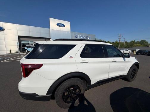 White Metallic 2022 Ford Explorer Timberline