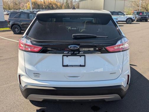 Oxford White 2022 Ford Edge SEL