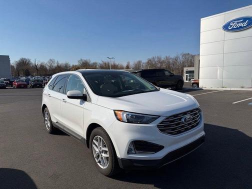Oxford White 2022 Ford Edge SEL