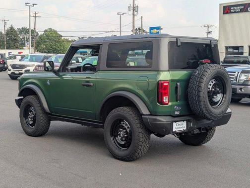 2022 Ford Bronco Black Diamond