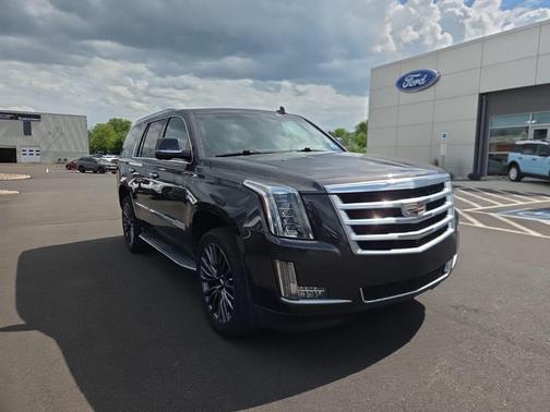 Dark Granite 2016 Cadillac Escalade Luxury