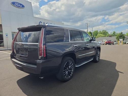 Dark Granite 2016 Cadillac Escalade Luxury