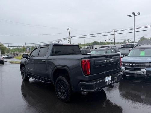 Sky 2021 GMC Sierra 1500 AT4