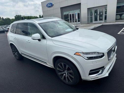 2023 Volvo XC90 B6 Plus 7-Seater