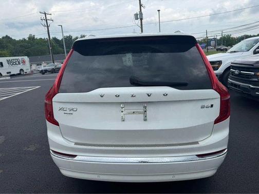2023 Volvo XC90 B6 Plus 7-Seater