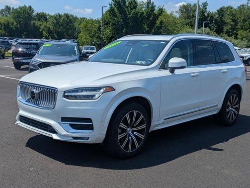 2023 Volvo XC90 B6 Plus 7-Seater