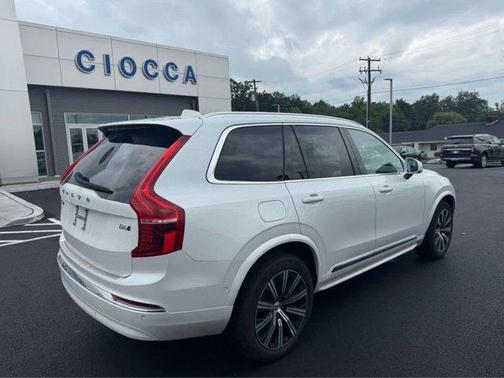 2023 Volvo XC90 B6 Plus 7-Seater