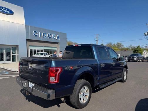 Blue 2015 Ford F-150 XLT