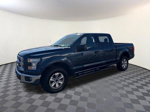 Blue 2015 Ford F-150 XLT