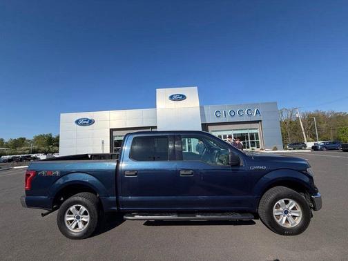 Blue 2015 Ford F-150 XLT