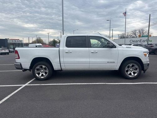 Bright White Clearcoat 2022 RAM 1500 Big Horn