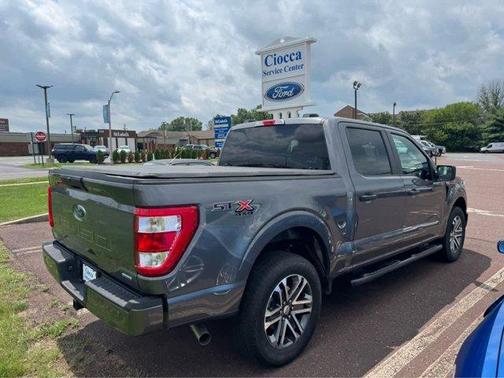 2022 Ford F-150 XL