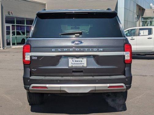 2022 Ford Expedition XLT