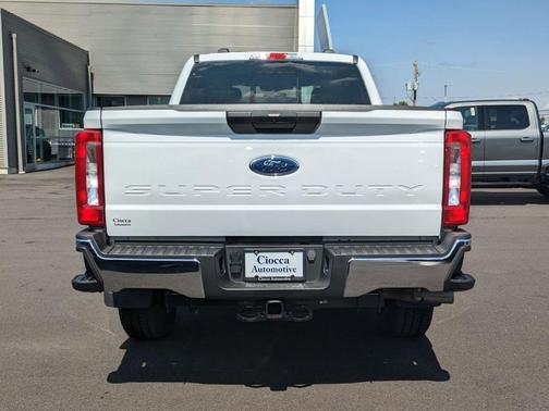 2024 Ford F-350 XLT
