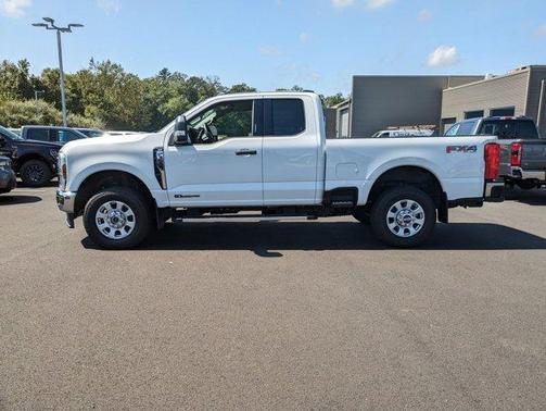 2024 Ford F-350 XLT