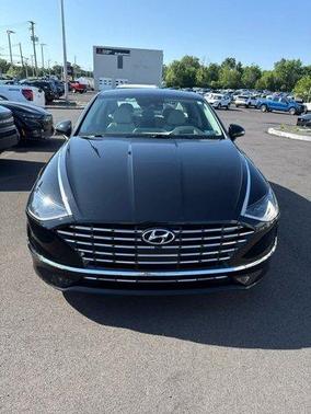 2022 Hyundai SONATA Hybrid Limited