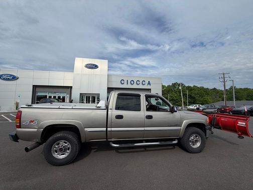 Champagne 2001 GMC Sierra 2500 SLE