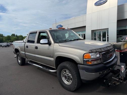 Champagne 2001 GMC Sierra 2500 SLE