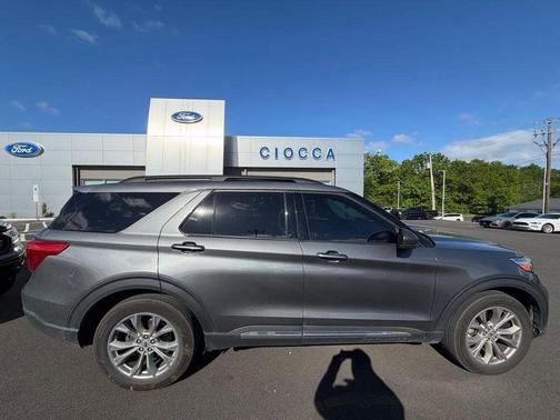 Gray Metallic 2023 Ford Explorer XLT