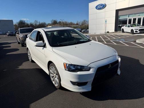 White 2010 Mitsubishi Lancer GTS