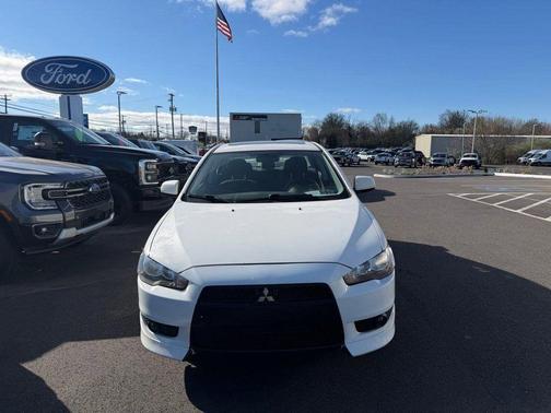 White 2010 Mitsubishi Lancer GTS